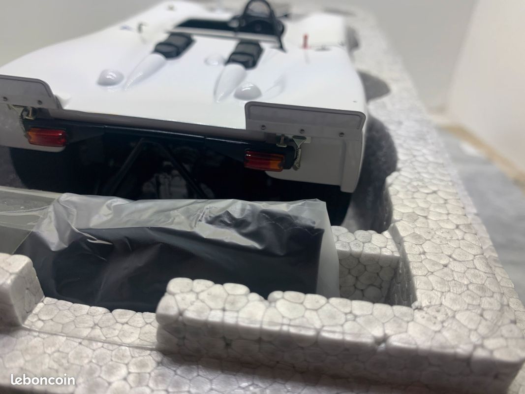Porsche 908/02 Holtville 70 #66 Mac Queen Autoart 1/18 (image 7)