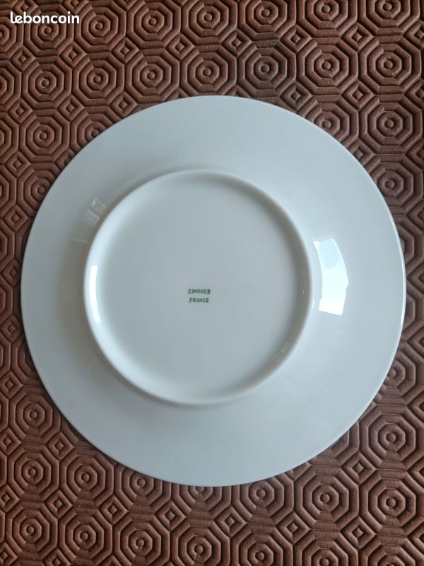 Lot de 6 assiettes à fromage en porcelaine de LIMOGES (image 3)