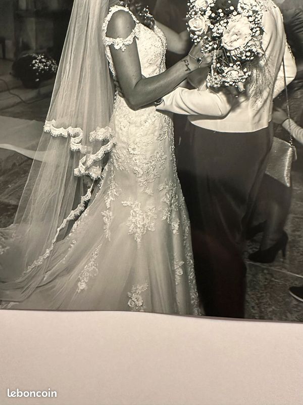Robe de mariée coupe sirène dos nu (image 3)