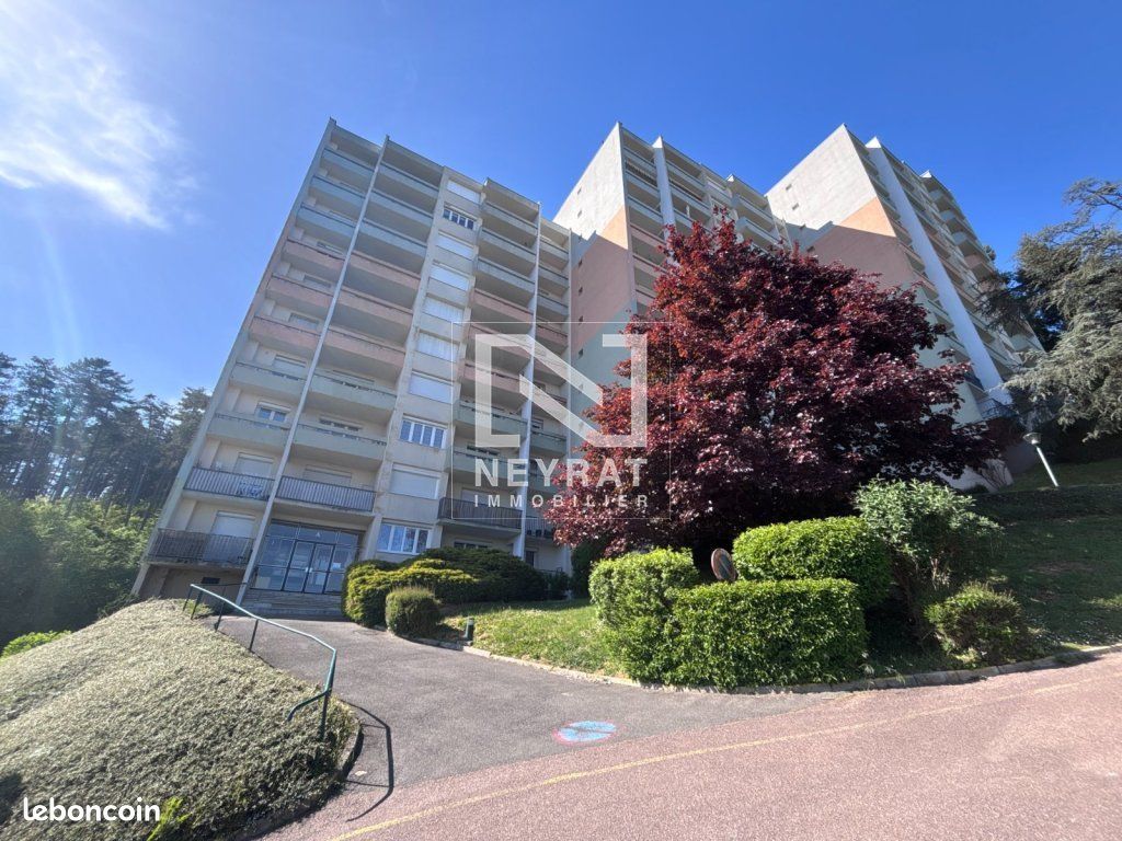 Appartement 3 pièces 77 m² · à Le Creusot · 77 m² · 82 000 €