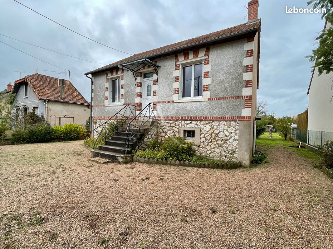 Maison 3 pièces 68 m² · à Veuzain-sur-Loire · 68 m² · 760 €
