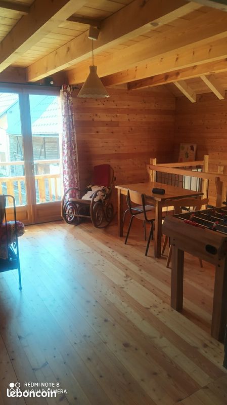 Maison type chalet au calme avec terrasses et jardins (image 15)