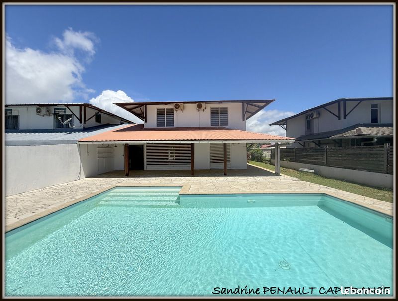 Maison 6 pièces 120 m² · à Kourou · 120 m² · 390 000 €