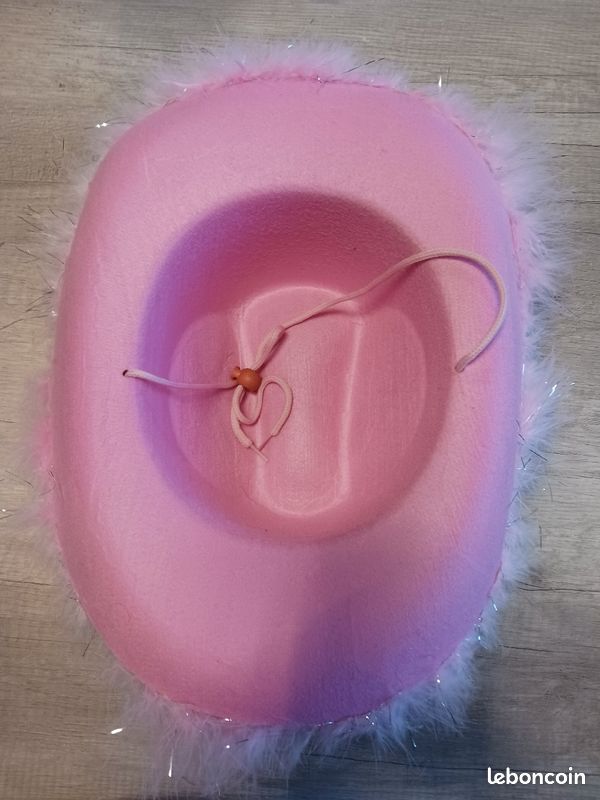 Chapeau rose princesse (image 2)