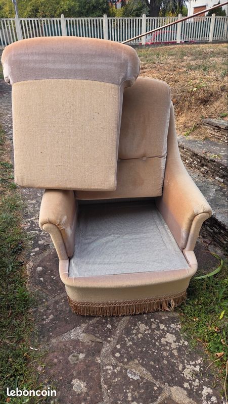 Lot 2 fauteuils beige (image 5)
