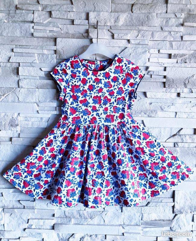 Petit bateau robe fille type ballerine motif fleurs teintes