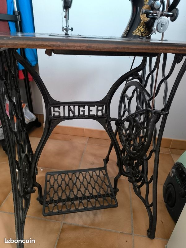 Machine à coudre (image 3)