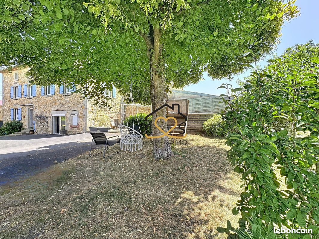 Maison 6 pièces 168 m² · à Glaine-Montaigut · 168 m² · 299 000 €