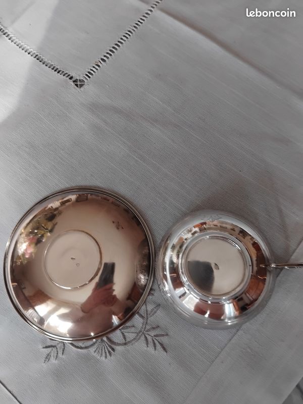 Jolie paire tasse à thé en argent , XIXème - Dans de beaux draps