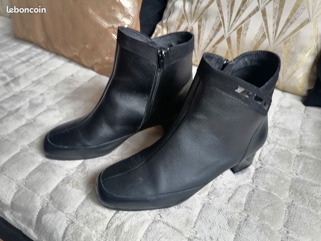 Chaussures en cuir noir neuves Artika soft modèle Victor taille 41 (pa