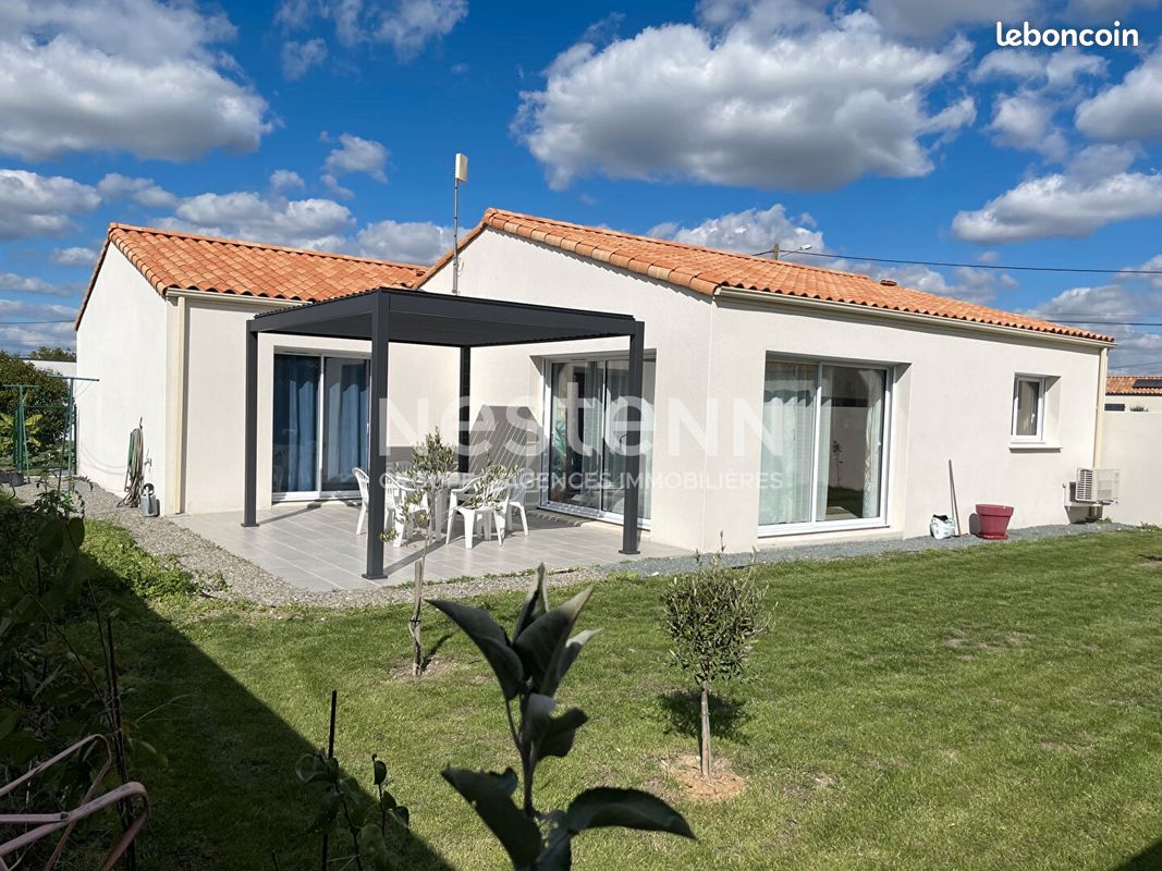 Maison 6 pièces 99 m² · à Triaize · 99 m² · 230 000 €