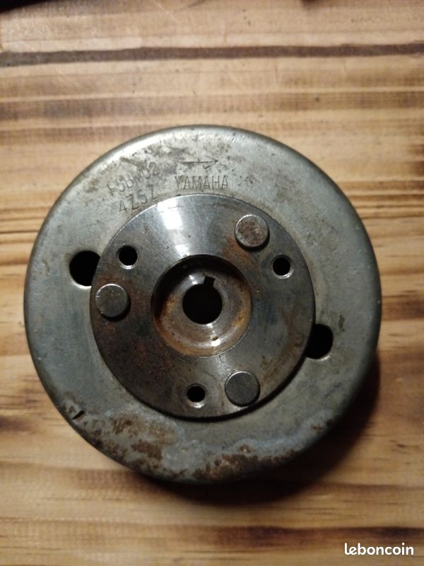 Volant Magnétique D Allumage Origine Pour Scooter Yamaha 50 Aerox 2002 À 2018 (image 1)