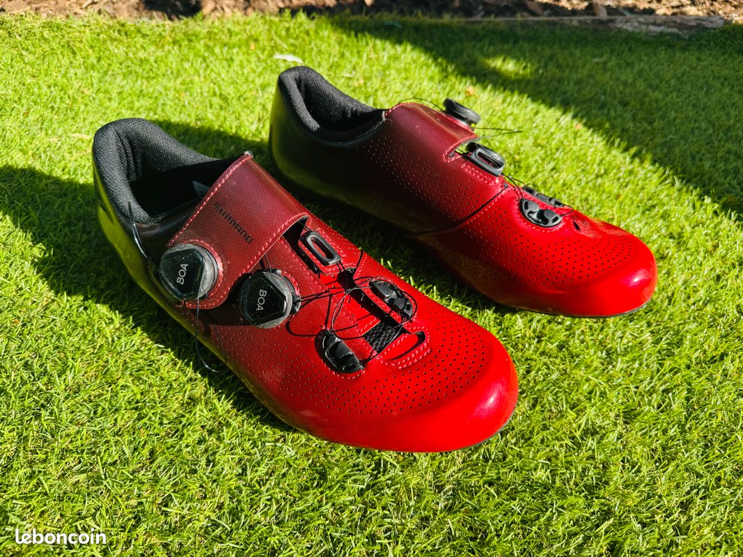 Chaussures Shimano SH-RC702 | Performance en compétition