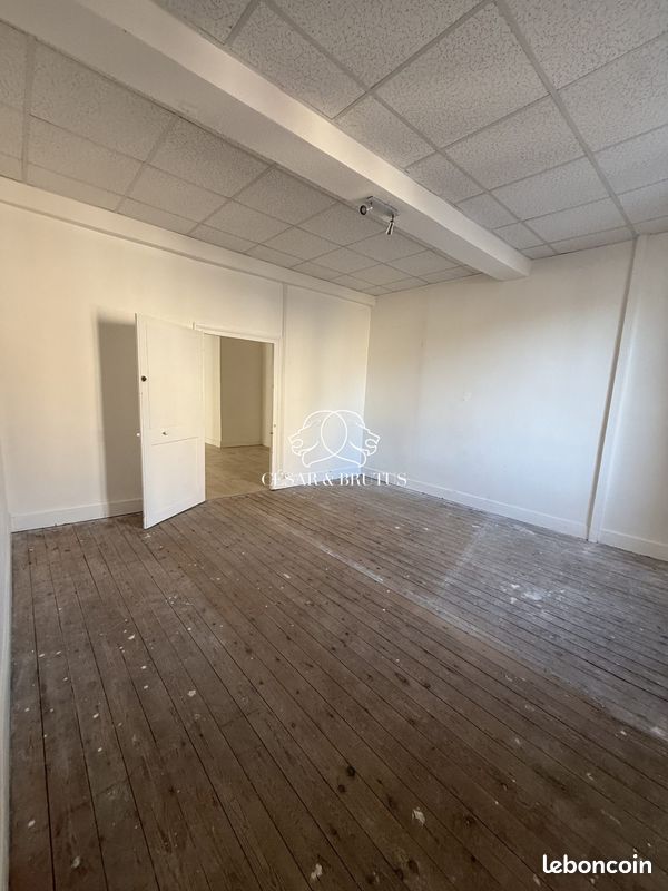 Immeuble 120 m² · à Briennon · 120 m² · 133 500 €