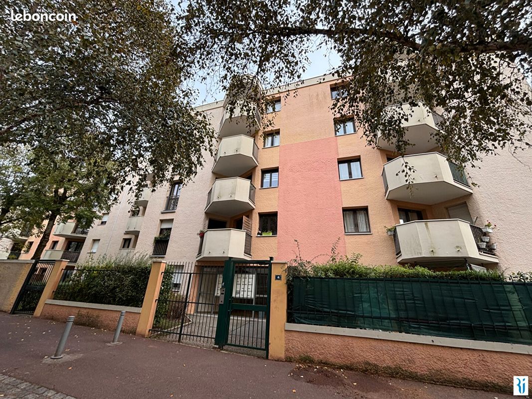 Appartement 3 pièces 64 m² · à Rouen · 64 m² · 99 000 €