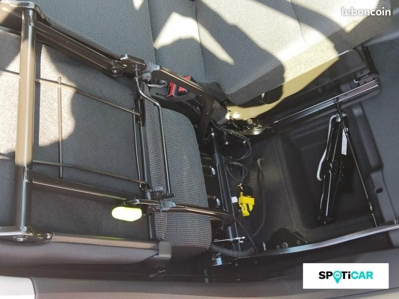 Citroen Berlingo Van M 650kg BlueHDi 100ch S&S Pack Premium Connect (image 16)