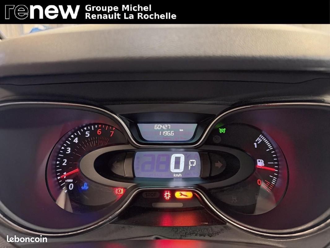 Renault Captur TCe 150 FAP EDC Intens (image 17)
