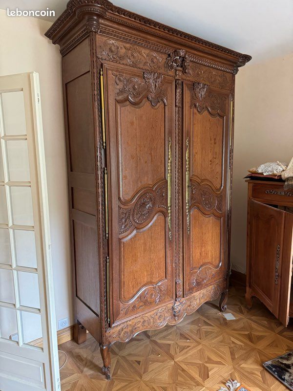 Grande armoire de mariage (image 1)