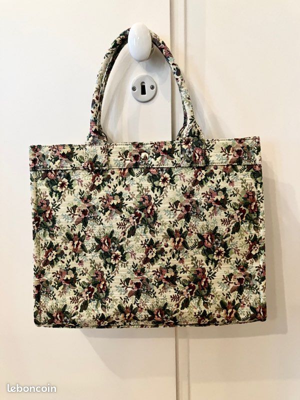 Sac cabas voyage Sézane modèle SEPT Accessoires Bagagerie