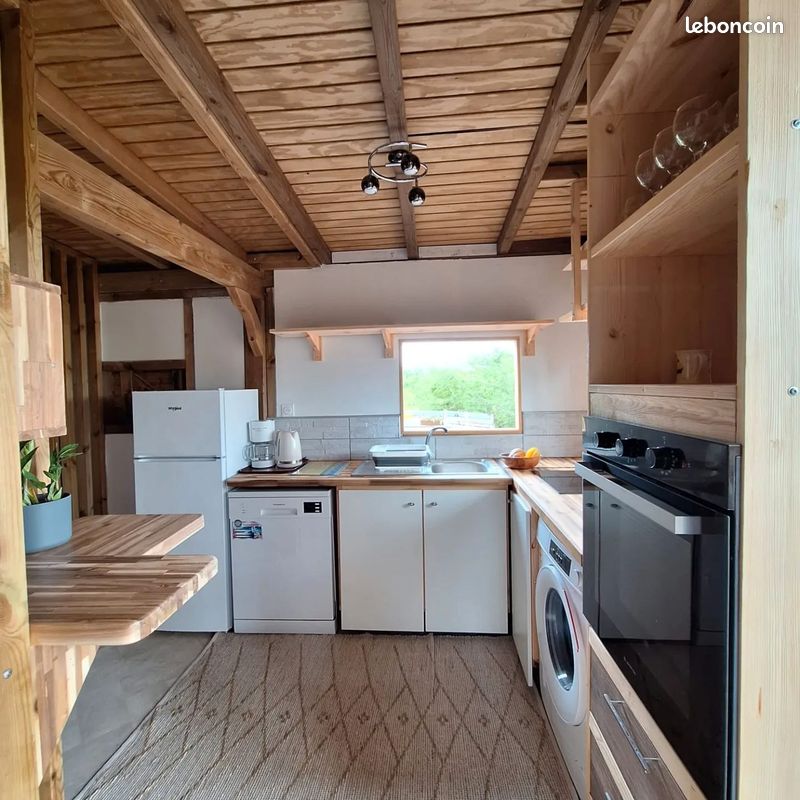 Maison 2 pièces 65 m² · à Sainte-Anne · 65 m² · 950 €