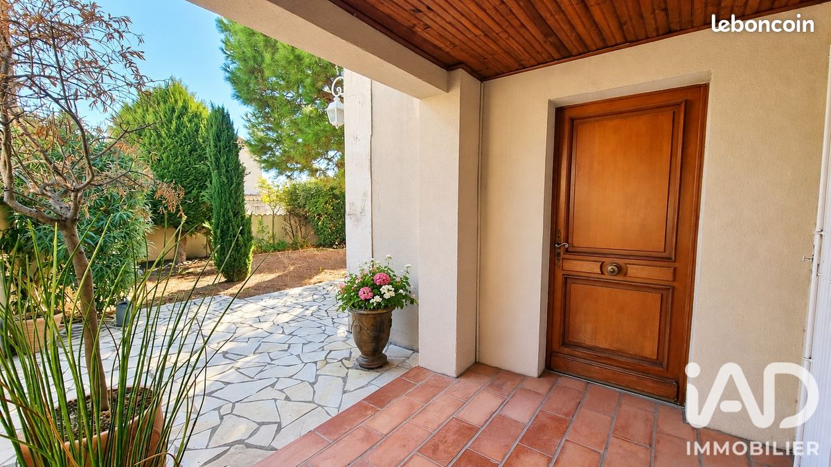 Maison 4 pièces 112 m² · à Châteaurenard · 112 m² · 325 500 €