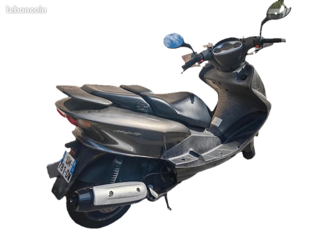 Yamha majesty 125 cm faible kms (image 2)