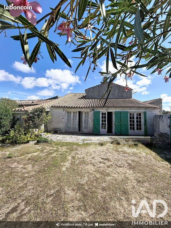 Maison 4 pièces 130 m² · à Saint-Clément-des-Baleines · 130 m² · 492 000 €