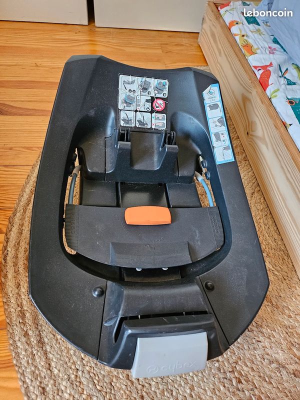 Pousette-pack complet avec cosy et base isofix (image 18)