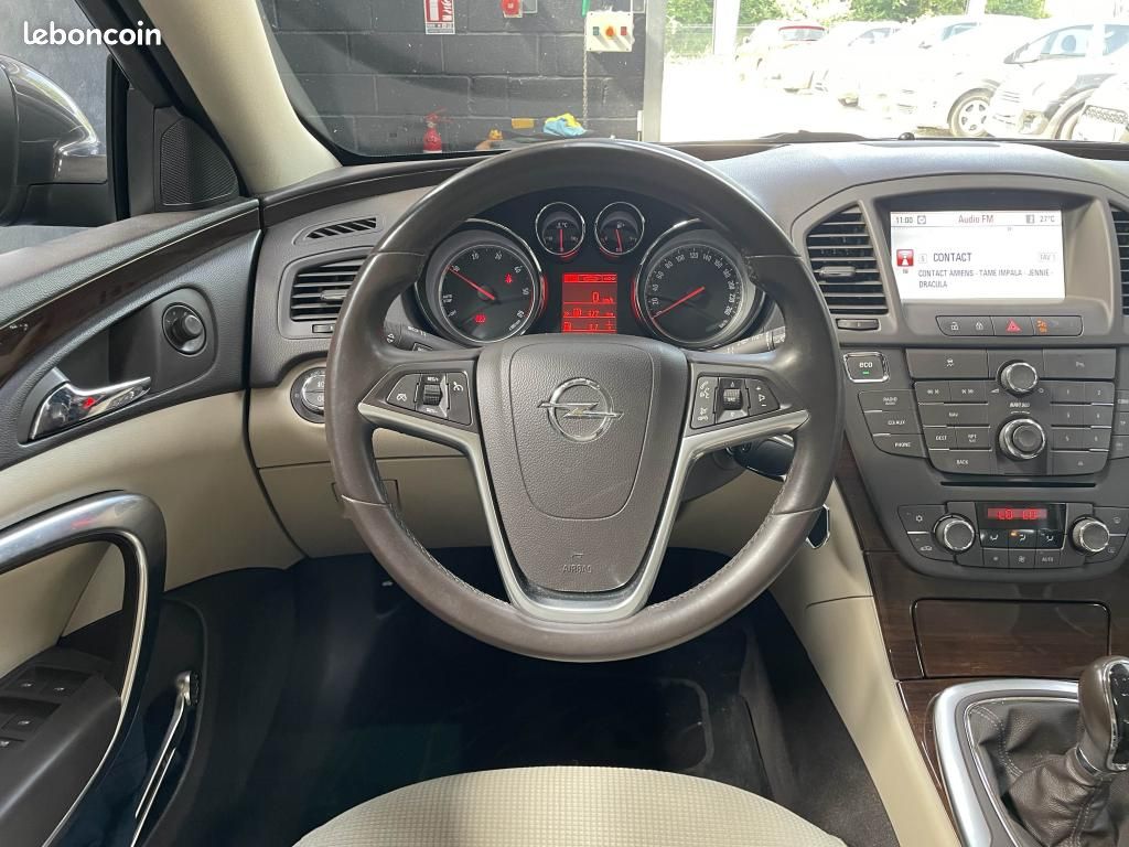 OPEL INSIGNIA 2.0 CDTI 160 COSMO - Sieges électriques / Radars / Bluetooth (image 15)