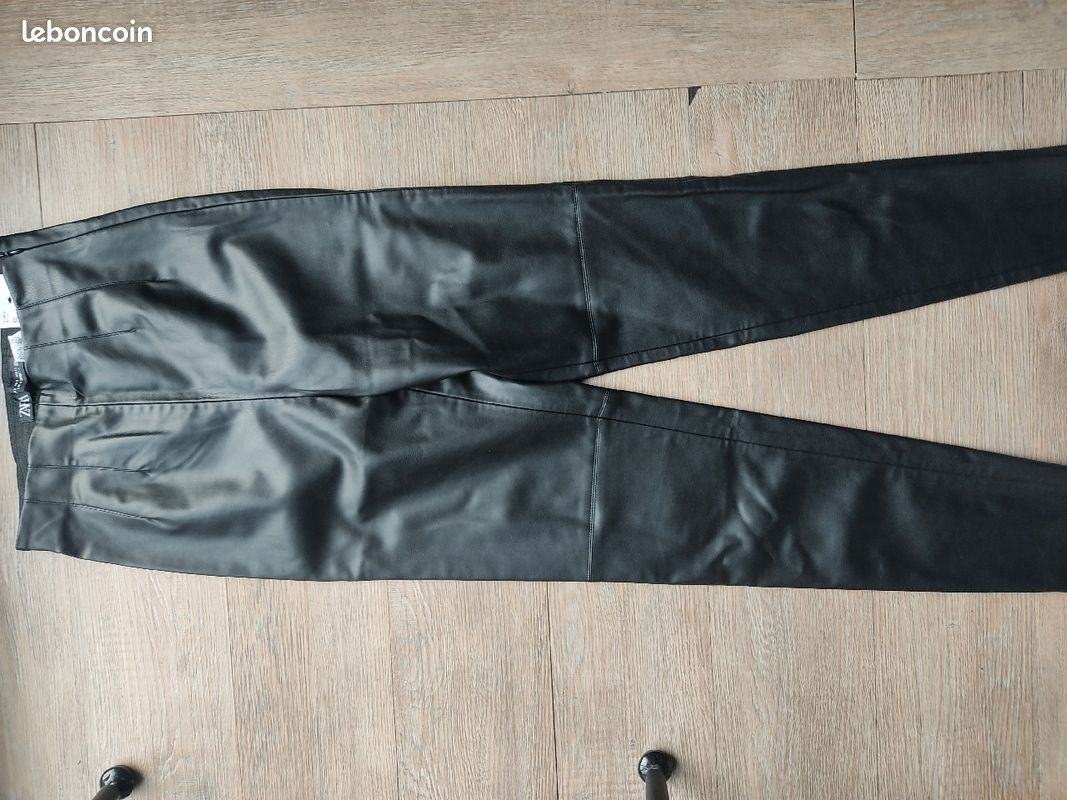 Pantalon neuf Zara simili cuir (image 1)
