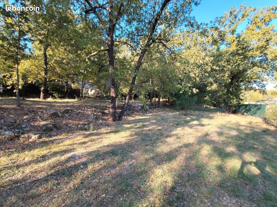 Terrain 981 m² La Celle · 158 000 €