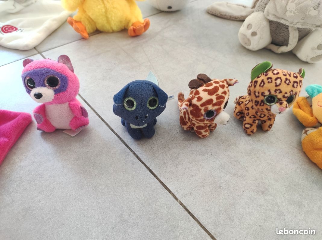 Peluches, jeux et doudous divers en très bon état (image 2)