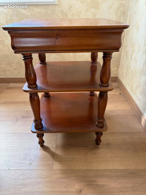 Table d'appoint (image 2)
