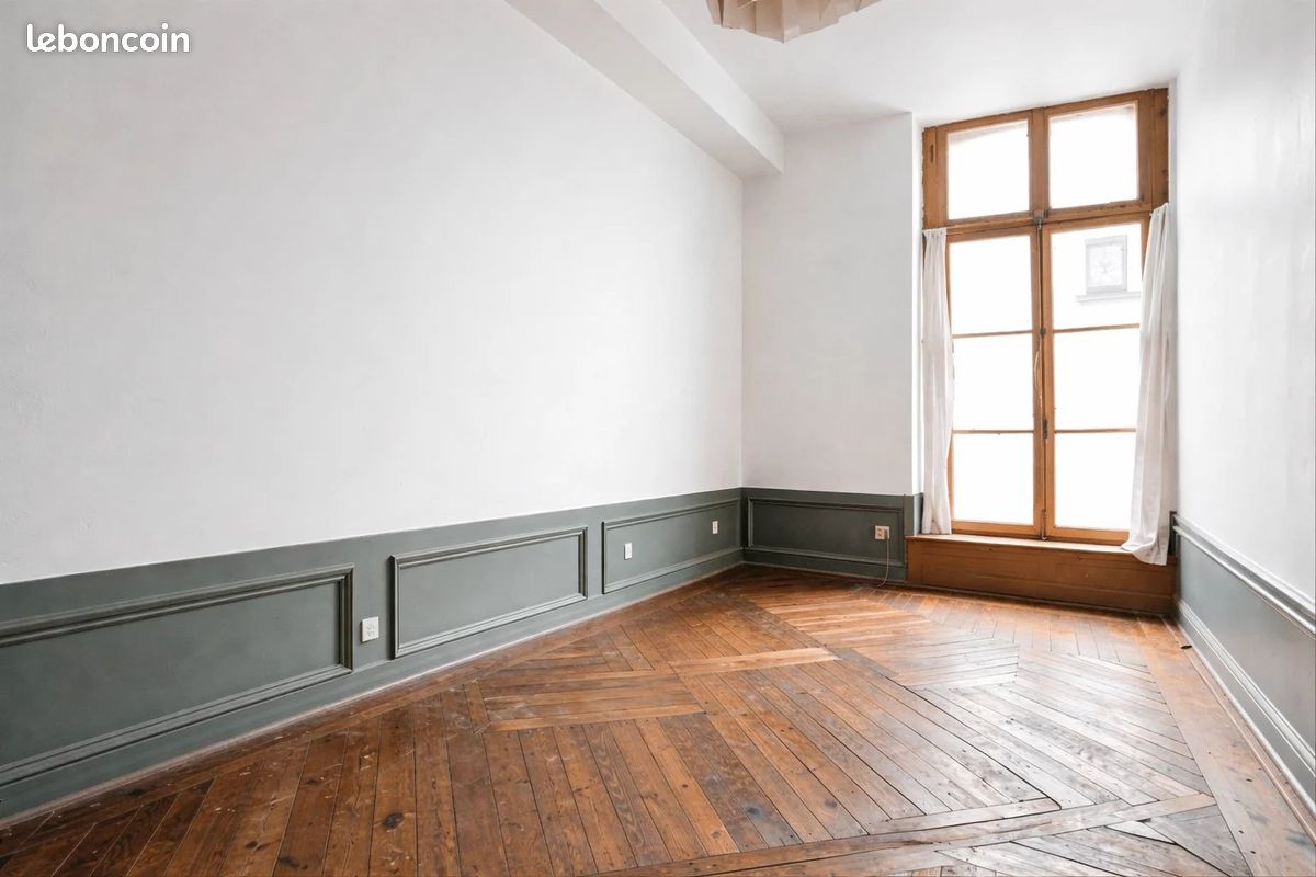 Appartement 1 pièce 17 m² · à Paris · 17 m² · 270 000 €