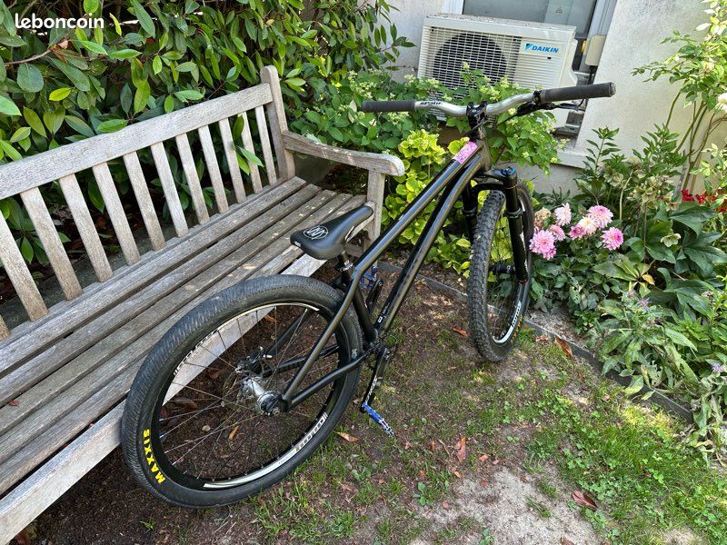 Octane one zircus 2023 (image 4)