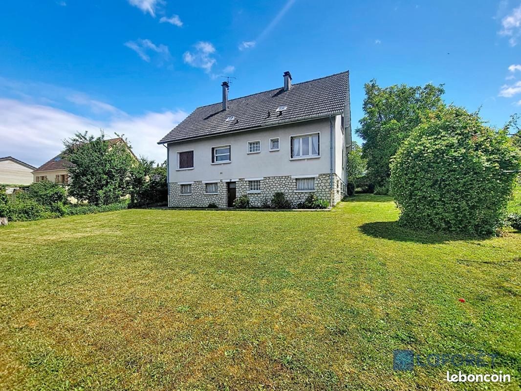 Maison 9 pièces 160 m² · à La Norville · 160 m² · 386 900 €