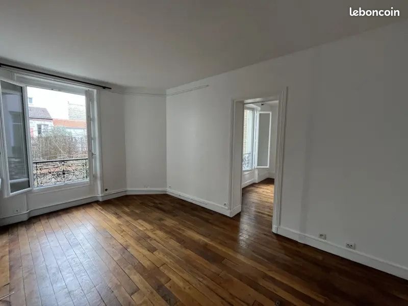 Appartement 2 pièces 32 m² · à Paris · 32 m² · 1 050 €/mois