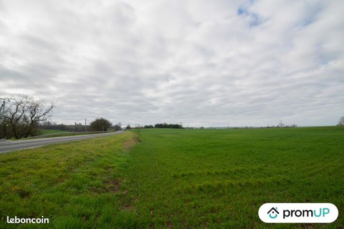 Terrain agricole 6 000 m² Sempesserre