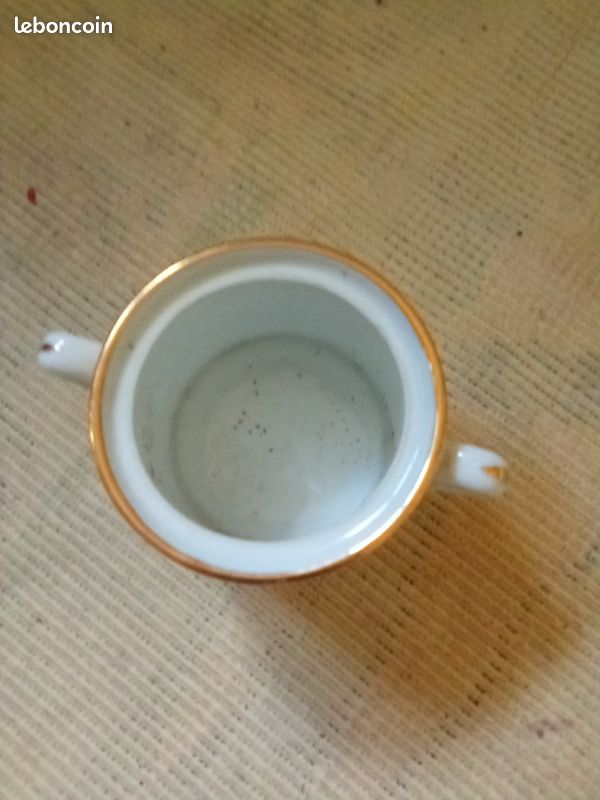 Petit pot en céramique (image 3)