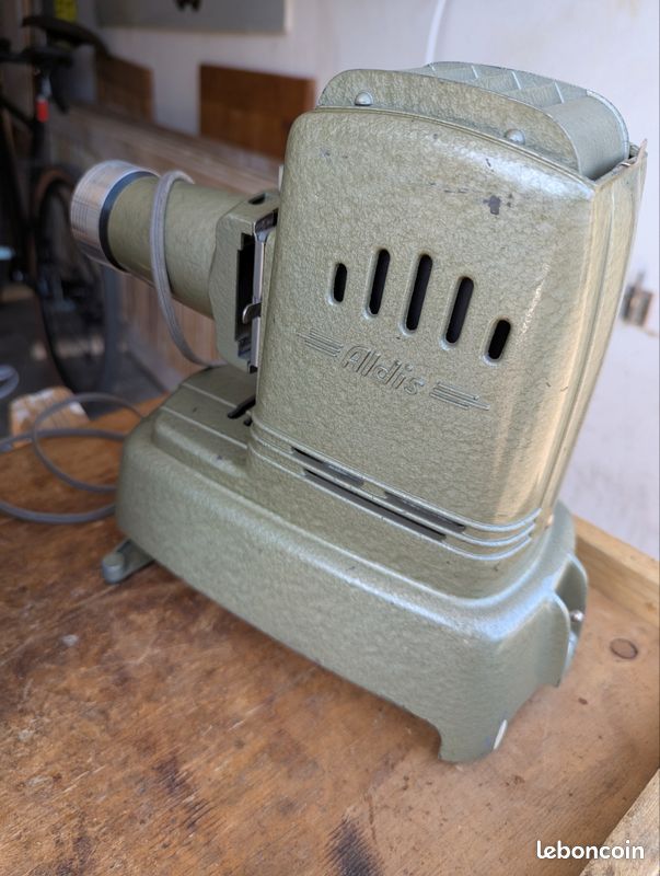 Projecteur Diapos Vintage Aldis – Métal Vert Avec Malle De Transport, Occasion