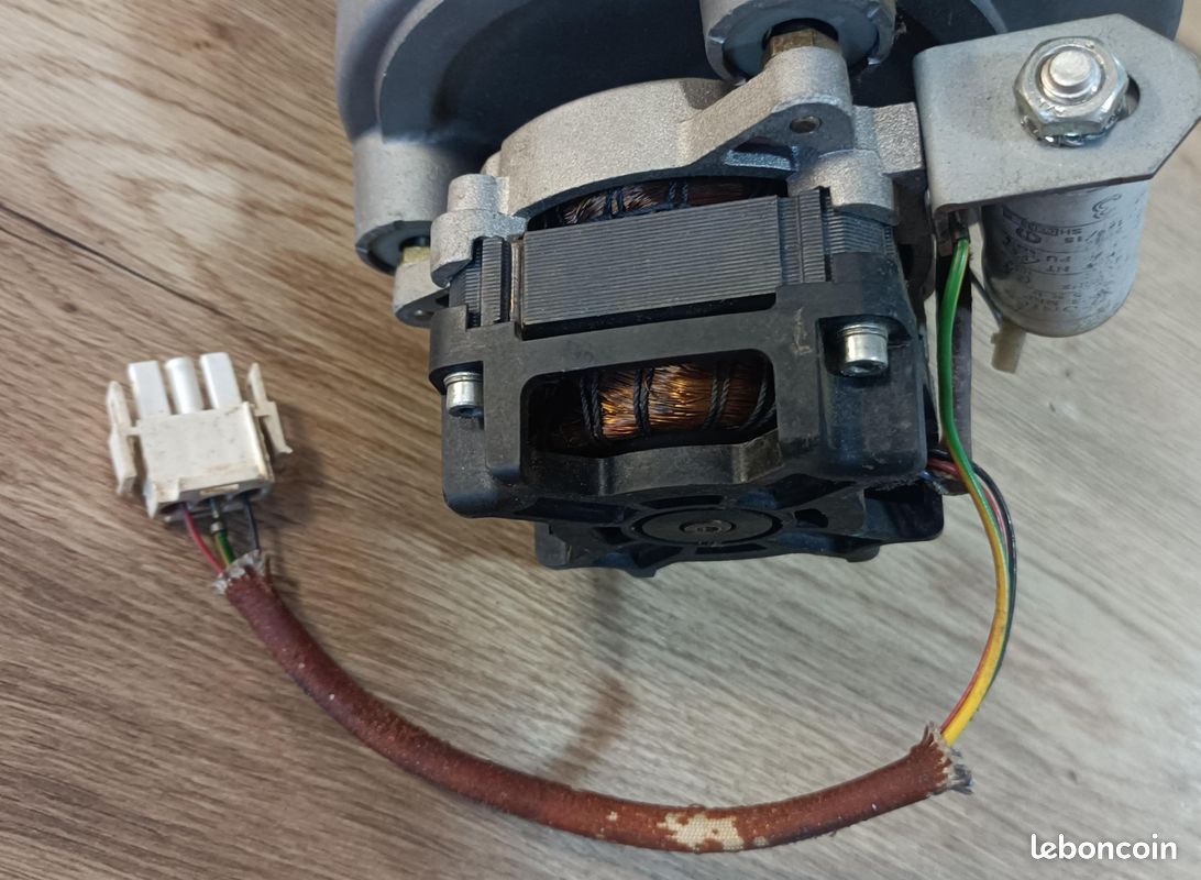 Extracteur de fumées (ou ventilateur de ventouse) pour chaudière à gaz Frisquet (image 5)