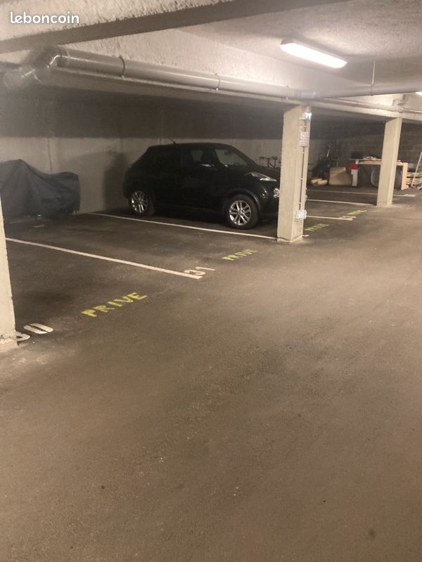 Parking dans garage sécurisé (image 3)