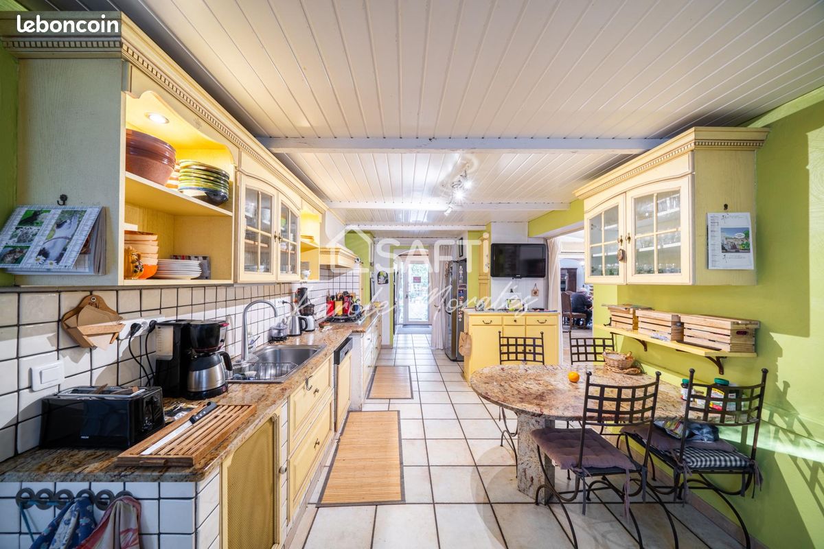 Maison 6 pièces 163 m² · à Argelès-sur-Mer · 163 m² · 669 000 €