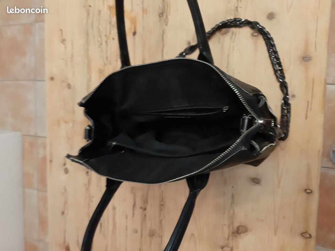 Sac cuir noir avec beaucoup de compartiments et poches à fermeture eclair (image 3)