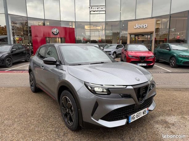Alfa Romeo Junior 2025