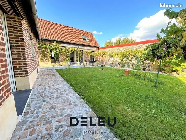 Maison 10 pièces 210 m²