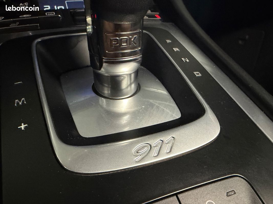 Porsche 911 Carrera S Cabriolet PDK (image 50)