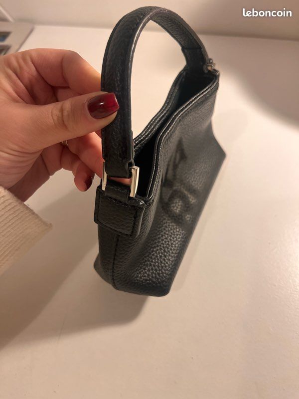 Sac Karl Lagerfeld noir avec bandoulière (image 5)