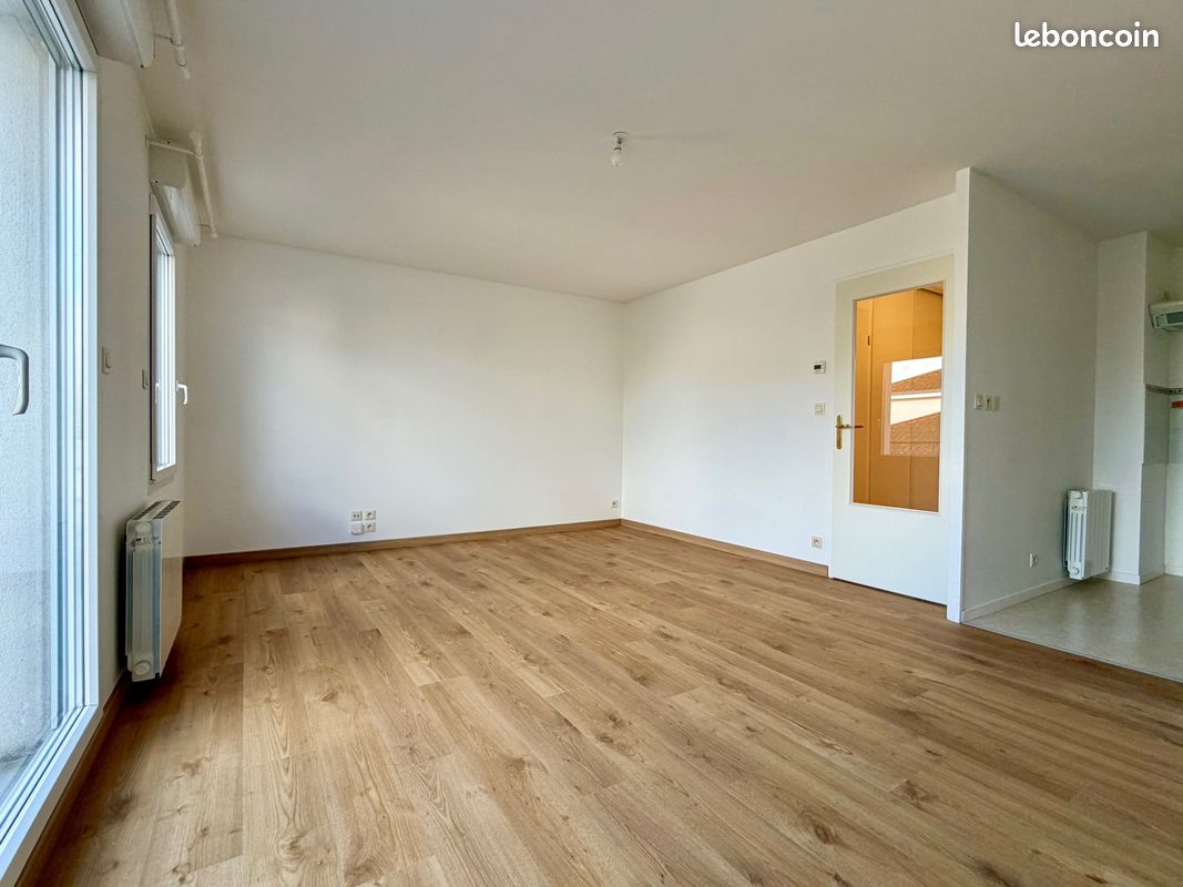 Appartement 1 pièce 33 m² · à Couëron · 33 m² · 575 €/mois