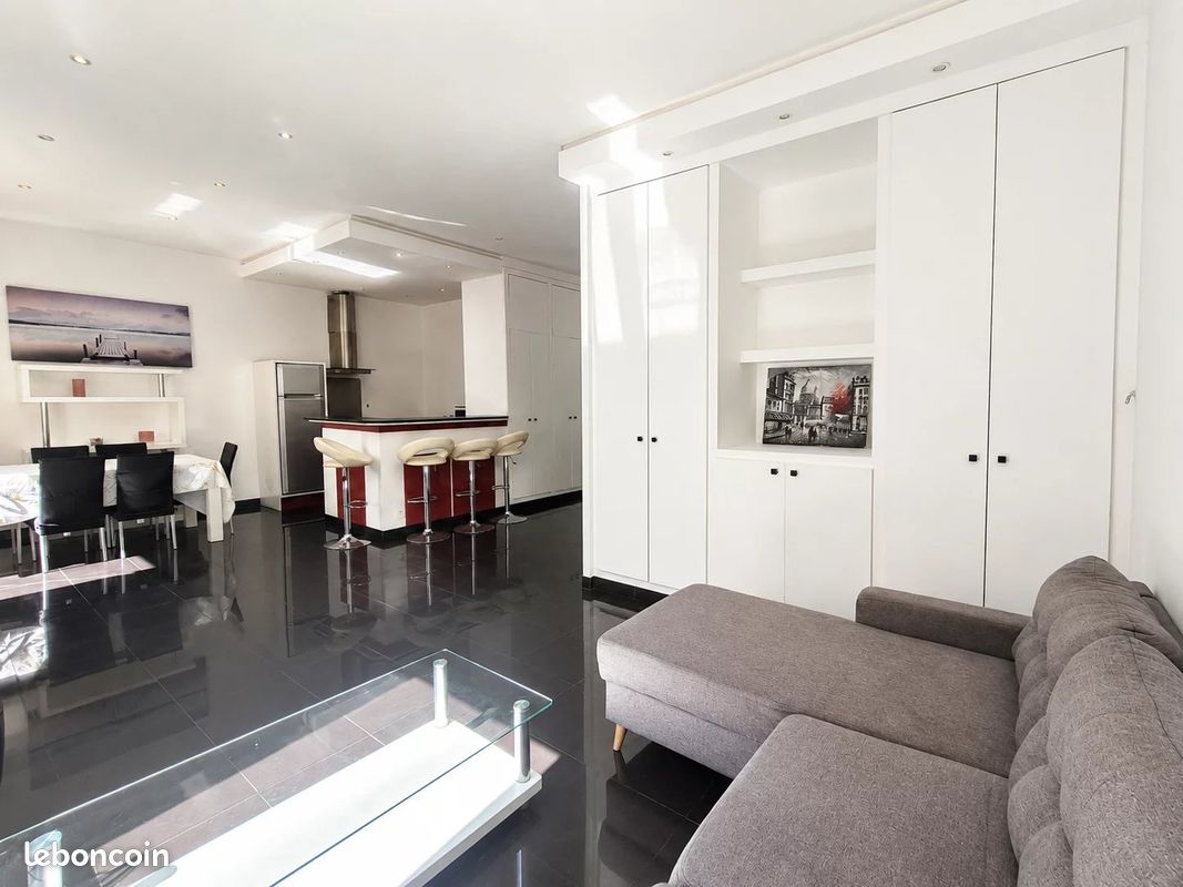 Appartement 2 pièces 53 m² · à Cannes · 53 m² · 244 000 €